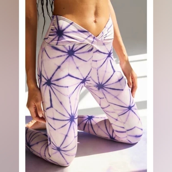 Free People Movement Double Take Printed Leggings in Purple Combo•L - Picture 2 of 9